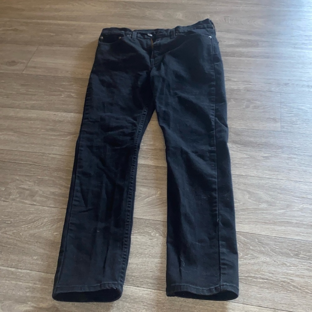 Men’s Levi’s 510 like new! Solid black